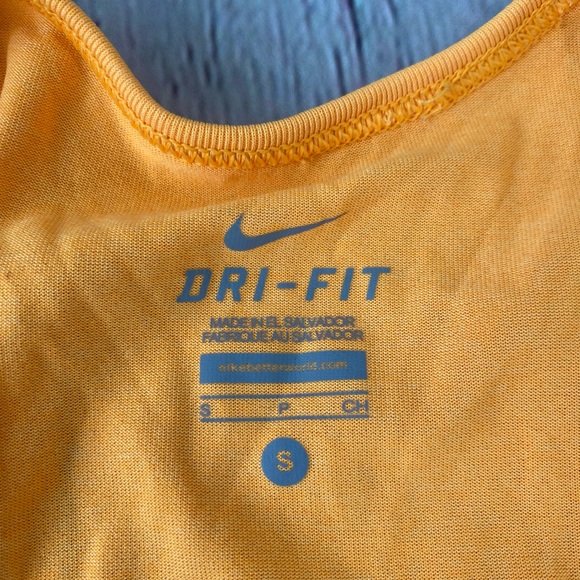 NIKE Tank Top - Picture 2 of 6